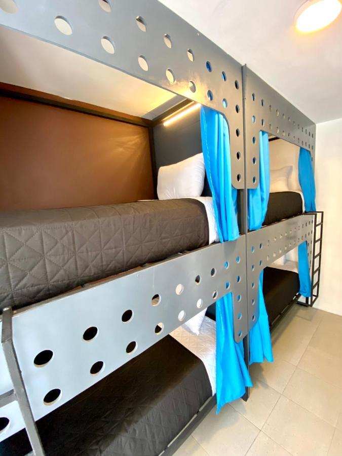 Roomies Hostel Reforma-El Angel Мехико Экстерьер фото